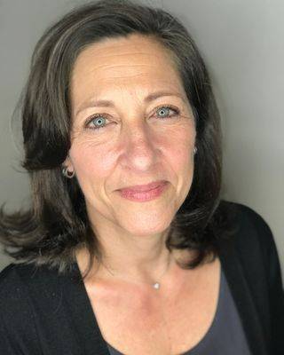  in Therapists located in Oakland, California.