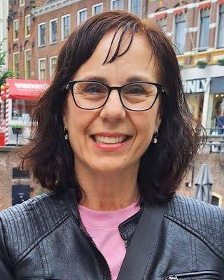  in Therapists located in Elmhurst, Illinois.