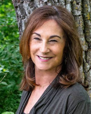  in Therapists located in Overland Park, Kansas.