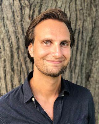  in Therapists located in New York, New York.