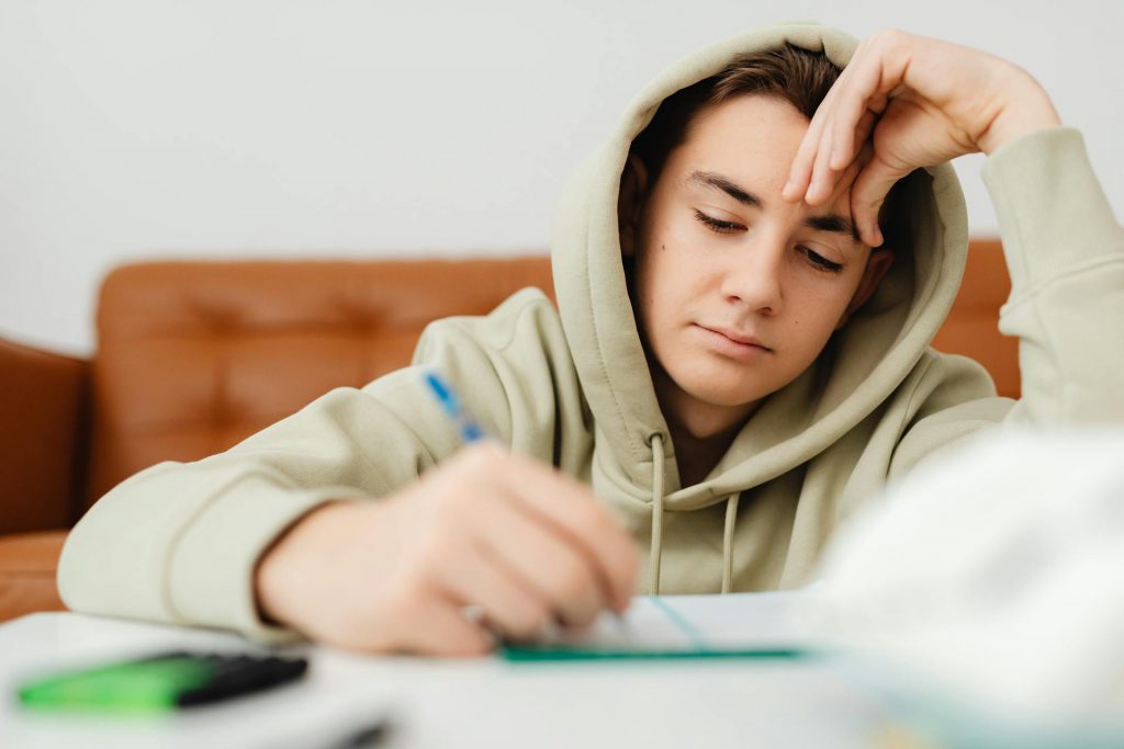 pexels karola g 6958556